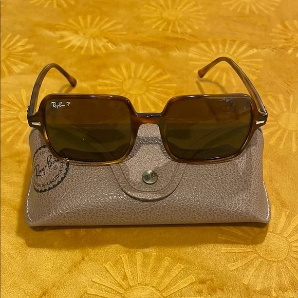 Ray-Ban | Accessories | Rayban Tortoise Squaresunglasses  display picture 3